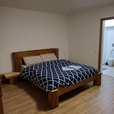 Cazare Rasnov Exterior foto