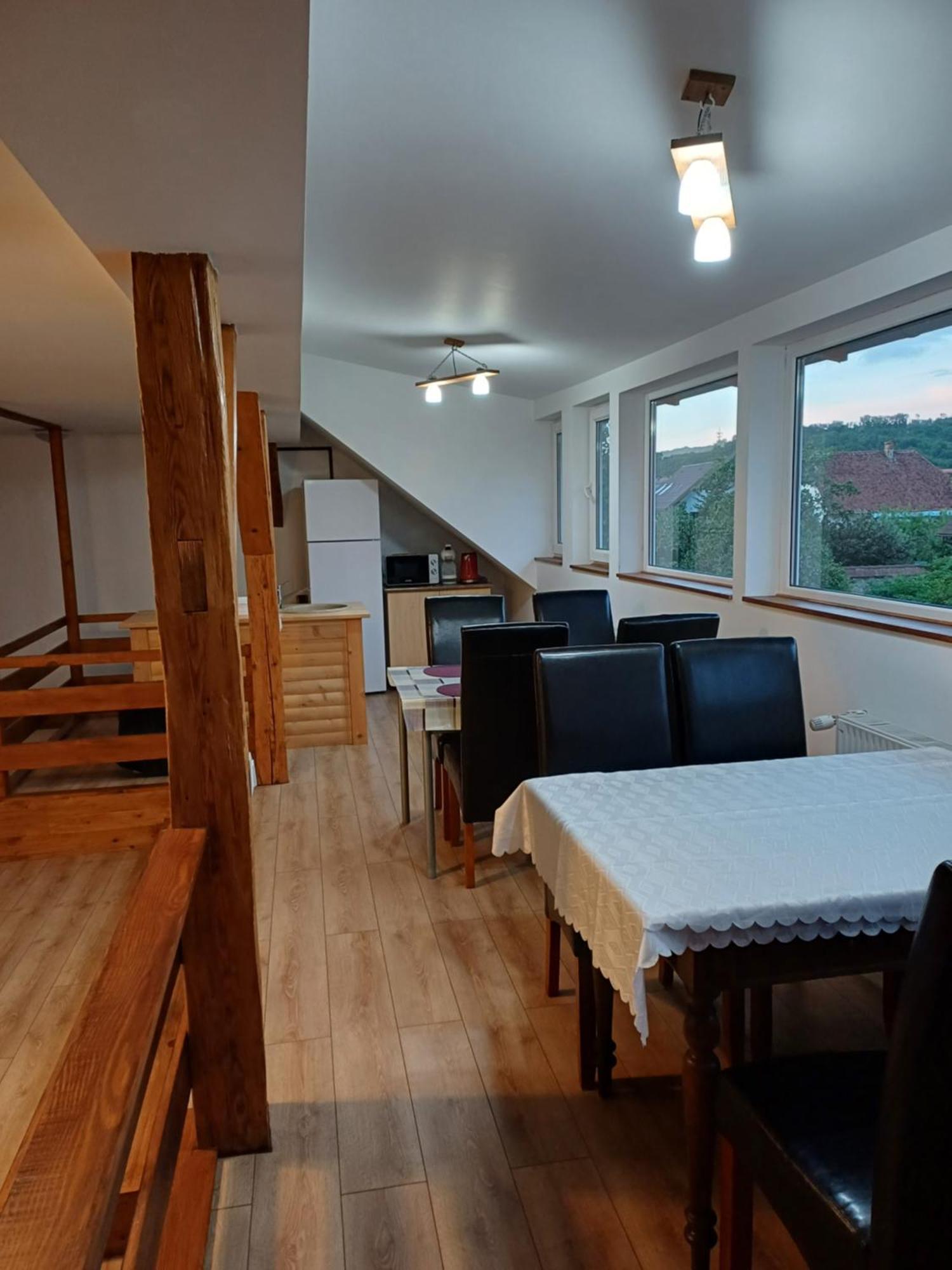 Cazare Rasnov Exterior foto
